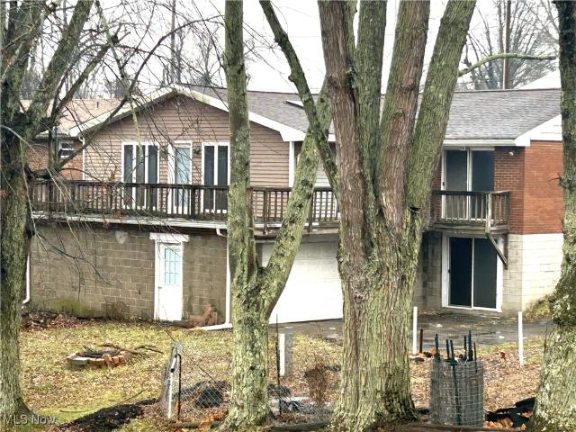 225 Petrick Ave
