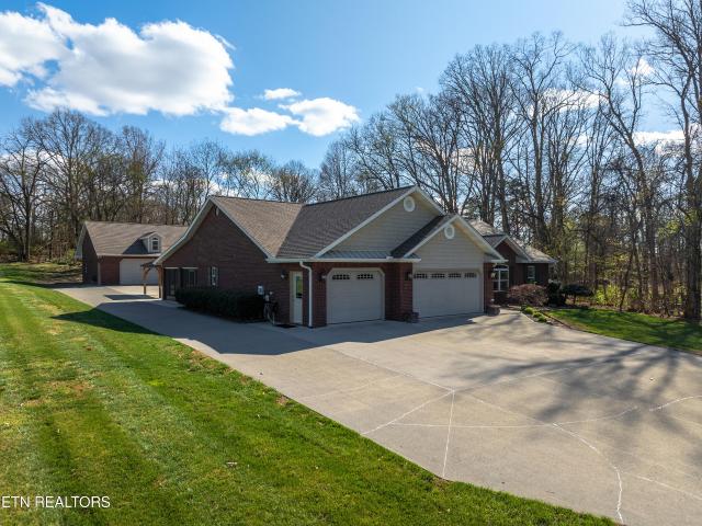 225 Piney Road