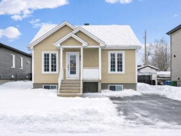 House for sale in Roussillon - Garden, Cellar