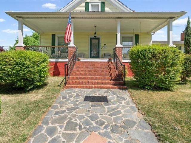 225 W Church Street