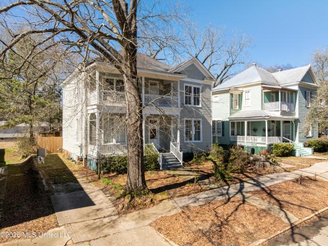 225 W Railroad Avenue