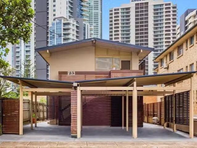 2/25 Thornton Street, Surfers Paradise, QLD 4217