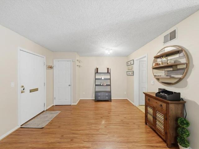 225 Triumph Drive NW