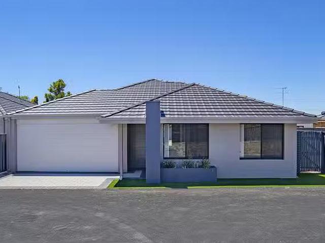 2/264 Bussell Highway, West Busselton, WA 6280