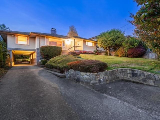 2265 Inglewood Avenue, West Vancouver, BC, V7V 1Z7 house for sale | Listing ID R3174 | Royal LePage