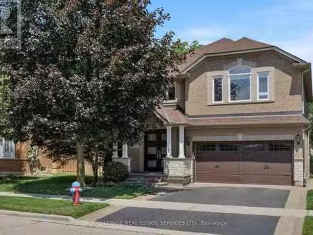 2261 Grouse Lane, Oakville, ON, L6M 3Z8 house for sale List.