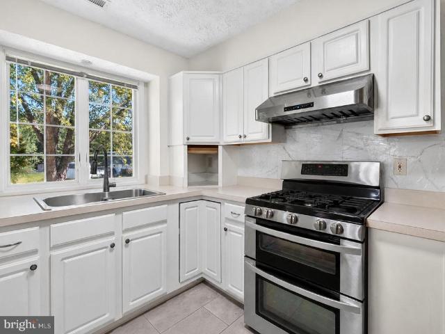 22638 Athlone Drive