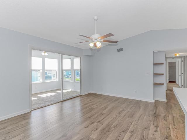 2263 Andover Dr. L