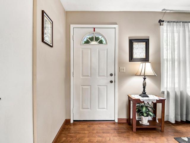 226 16th Street NE