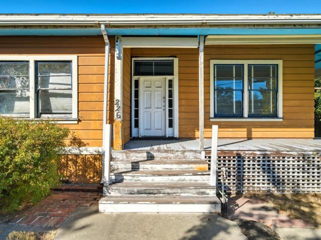 226 Bayview St, San Rafael, CA 94901 | MLS #325085