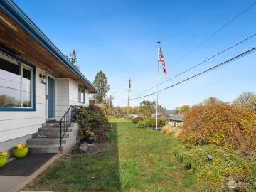 226 Bridge Way