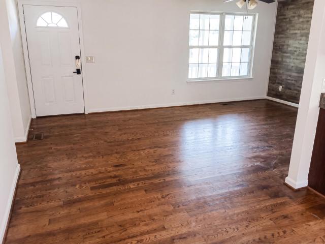 226 Brookhill Lane NE