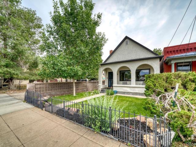 226 E 2nd Street