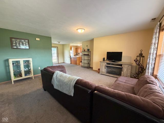 226 E Court Drive
