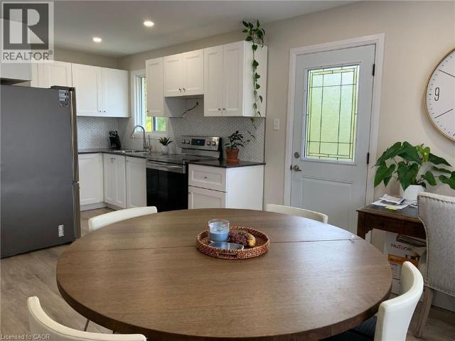 226 HEIMAN Street Unit# 3, Kitchener, Ontario, N2M3M3