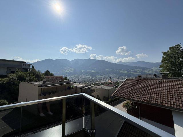226 Immbolien | Moderne Gartenwohnung mit grandiosem Ausblick in Vomp inkl. Garagenabstellplatz
