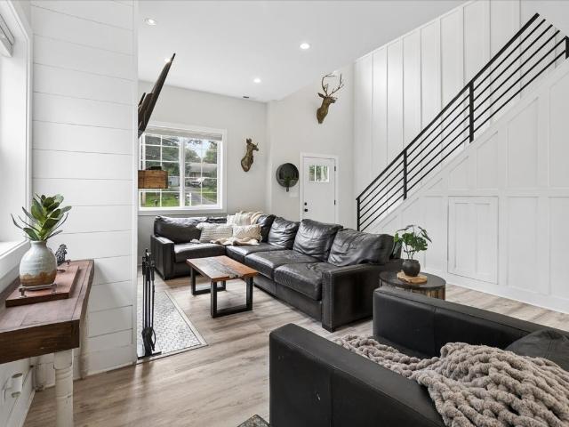 226 Juneway Terrace