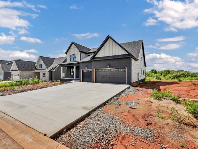 226 Low Plains Ln