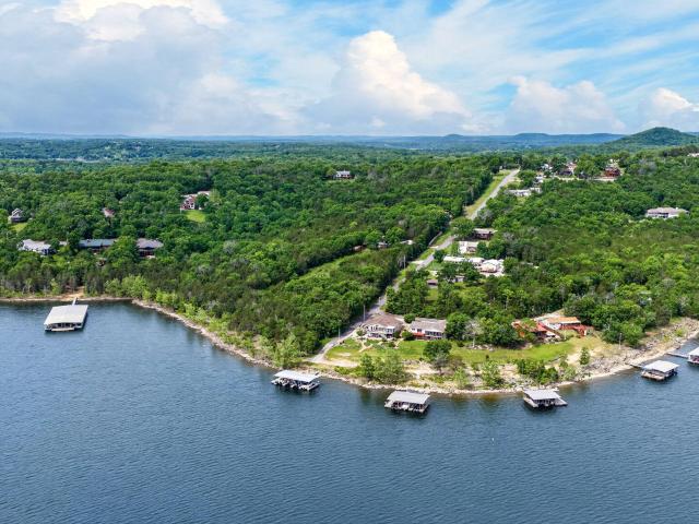 226 Ledgestone Road