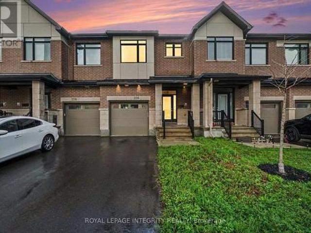 226 Monticello Avenue, Ottawa, ON, K2S 2R7 house for lease | Listing ID X13704 | Royal LePage