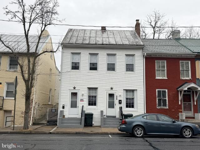 226 S Potomac Street S