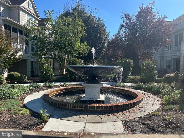 2274 Merion Pond # 33