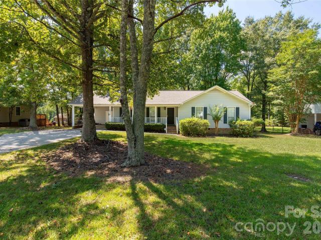 2274 White Pine Court