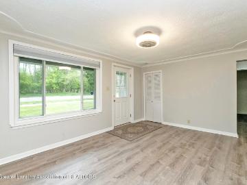 2275 E Lake Lansing Road
