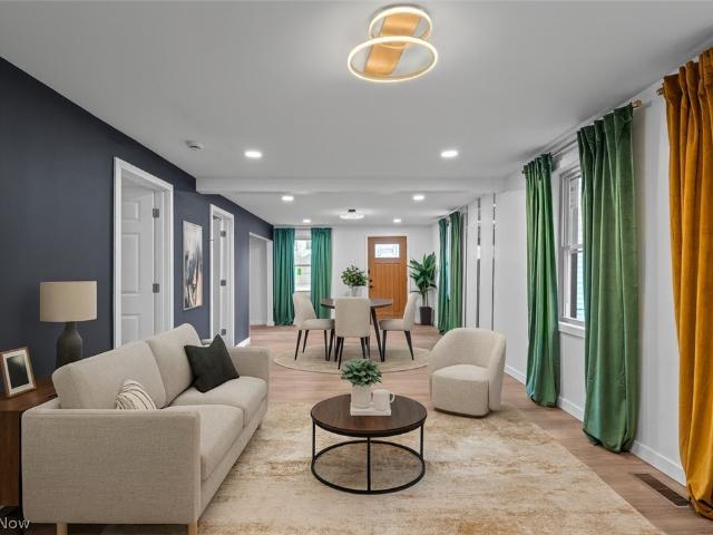 2276 W 41st Street