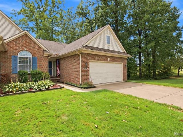 22791 Coachlight Circle