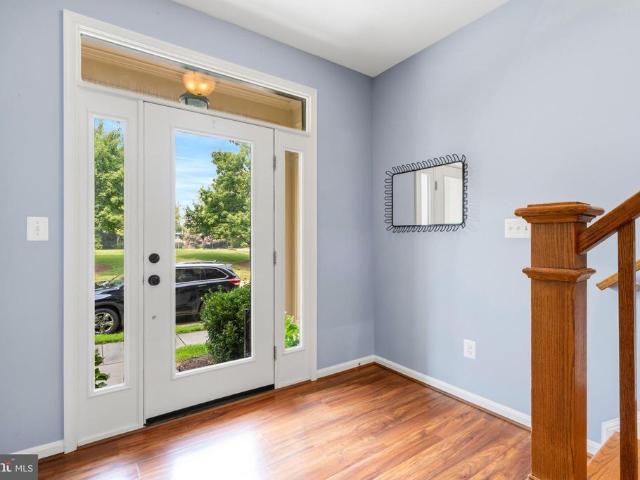 22792 Sagamore Square