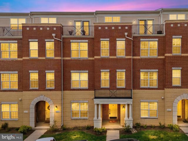 22715 Settlers Trail Ter, Brambleton, VA 20148 | MLS #VALO2121