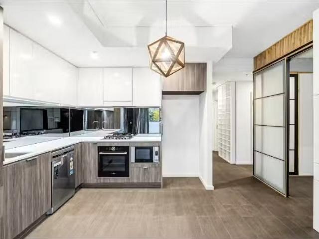 227/1 39 Lord Sheffield Circuit, Penrith Apartment for rent L.