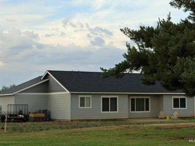2272 Golf Lane