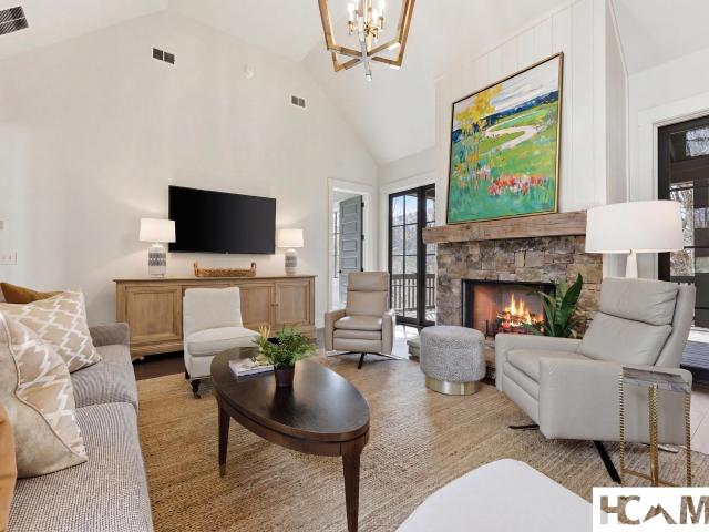 2272 Trillium Ridge Rd