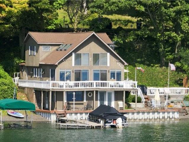 2273 W Lake Rd, Penn Yan, NY 14527