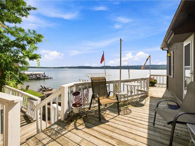 2273 W Lake Road