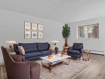 Cleardale, London, Ontario - Balcony, Parking