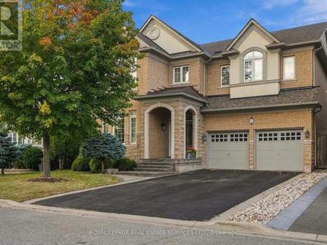 227 Alison Crescent, Oakville, ON, L6L 0C7 house for sale | Listing ID W13844 | Royal LePage