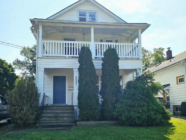 227 Bowen Road