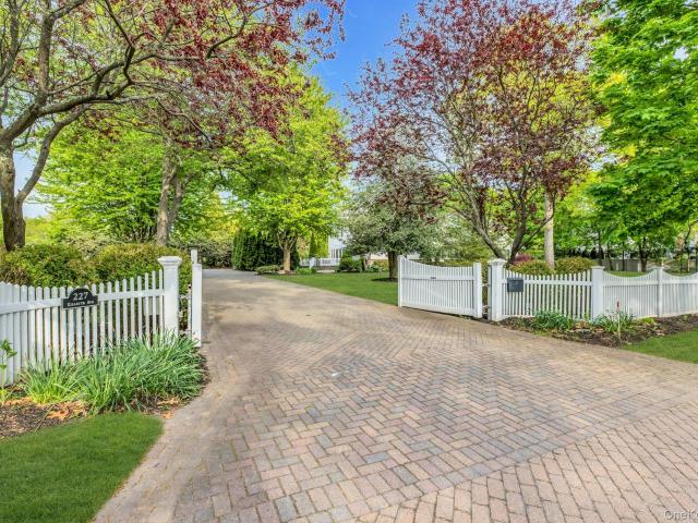 227 Gillette Avenue