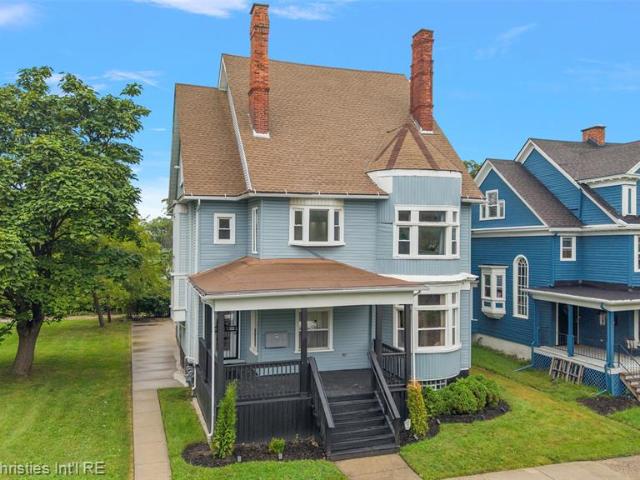 227 King Street
