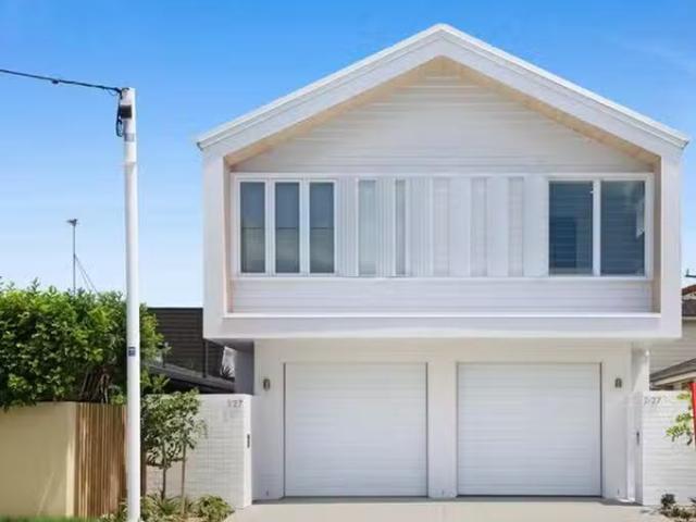 2/27 Miami Shore Parade, Miami, QLD 4220