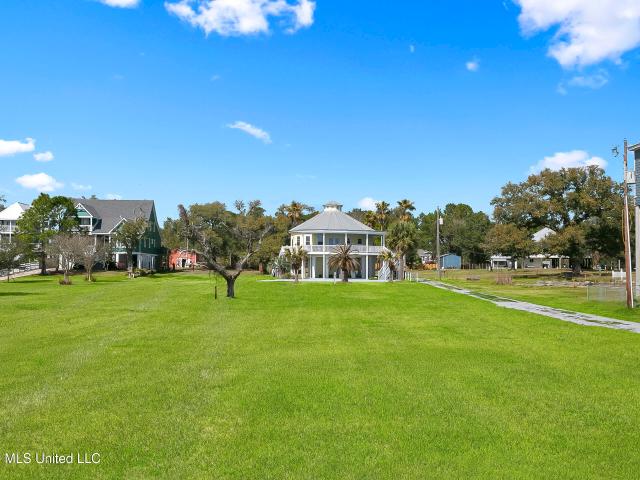 227 N Beach Boulevard