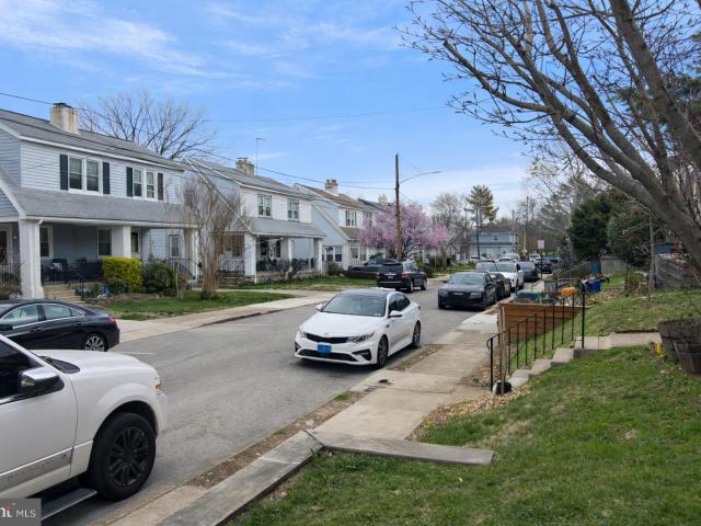 227 N Linden Ave, Upper Darby, PA 19082 | MLS #PADE2111