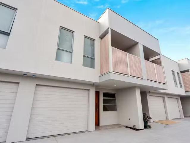 2/27 Saltash Avenue, CHRISTIES BEACH, SA 5165 House for Rent