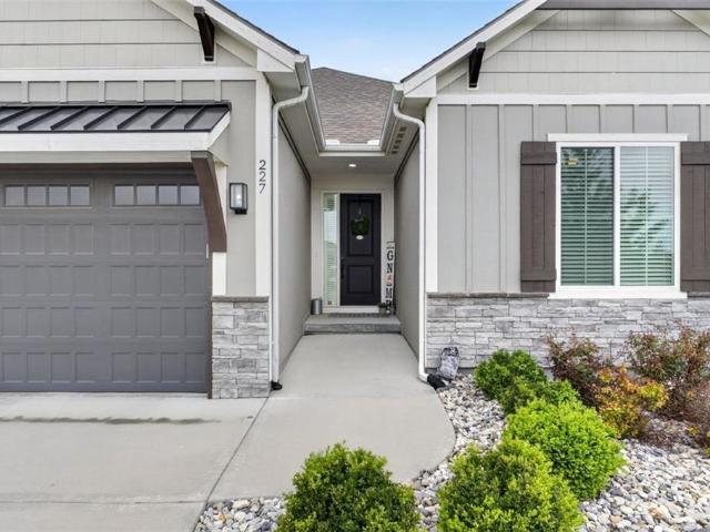 227 SW Eagles Ridge Drive