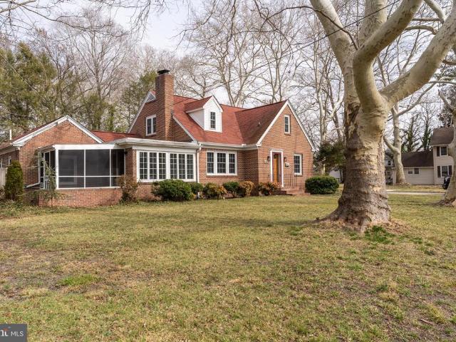 227 Pinehurst Avenue