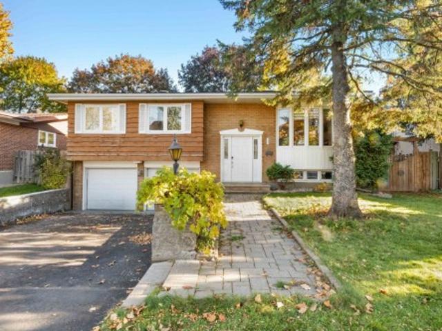 227 Rue Des Pins, Dollard Des Ormeaux, QC, H9G 1S2 house for sale | Listing ID 28161 | Royal LePage