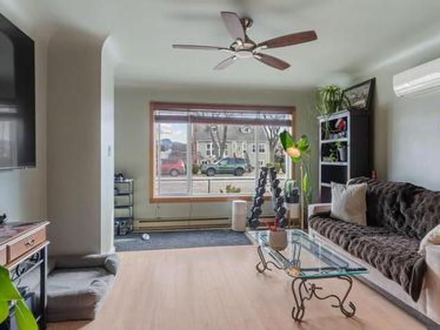 2284 Aberdeen Street, Kelowna, BC, V1Y 2T4 house for sale | Listing ID 10381 | Royal LePage